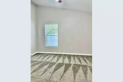 28510 Seashell Court, Wesley Chapel, FL 33545 - Photo 10