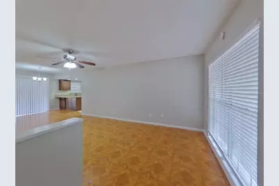 [Address not provided], Tampa, FL 33637 - Photo 4
