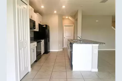 7018 Samuel Ivy Drive, Tampa, FL 33619 - Photo 6