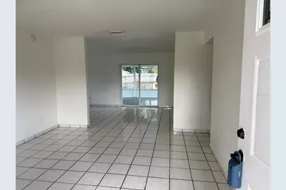 10611 N Altman Street, Tampa, FL 33612 - Photo 6