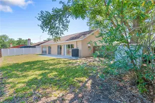 802 Smith Bay Dr, Brandon, FL 33510 - Photo 28