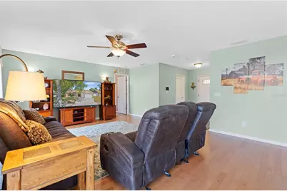 802 Smith Bay Drive, Brandon, FL 33510 - Photo 10