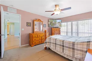 802 Smith Bay Dr, Brandon, FL 33510 - Photo 18