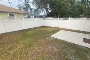 2409 Spring Hollow Loop, Wesley Chapel, FL 33544 - Photo 26