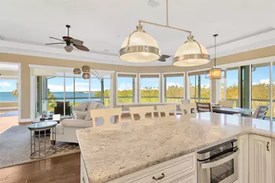 511 Seaview Drive, Tarpon Springs, FL 34689 - Photo 16