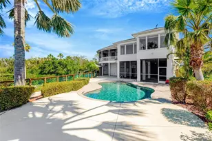 511 Seaview Dr, Tarpon Springs, FL 34689 - Photo 4