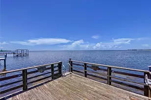 511 Seaview Dr, Tarpon Springs, FL 34689 - Photo 44