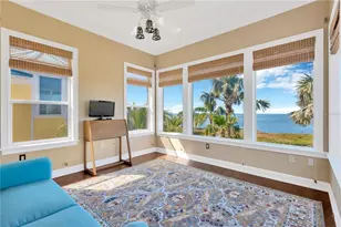 511 Seaview Dr, Tarpon Springs, FL 34689 - Photo 24