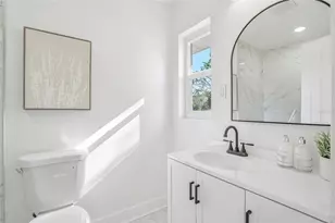 4720 Mohegan Rd, Saint Petersburg, FL 33708 - Photo 18