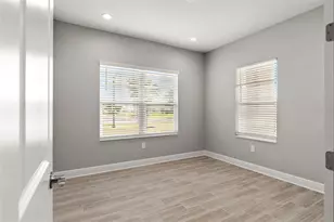 18137 Franklin Park Ct, Venice, FL 34293 - Photo 16