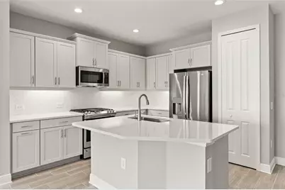 18137 Franklin Park Court, Venice, FL 34293 - Photo 8