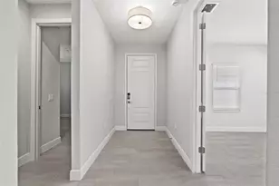 18131 Franklin Park Ct, Venice, FL 34293 - Photo 12