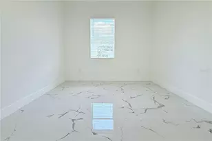 9304 N 18th St, Tampa, FL 33612 - Photo 28