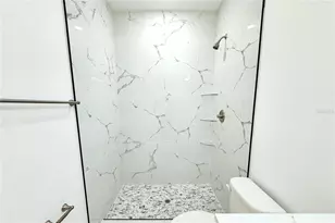 9304 N 18th St, Tampa, FL 33612 - Photo 26