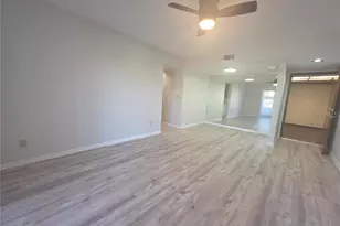 2583 Countryside Blvd, Clearwater, FL 33761 - Photo 2