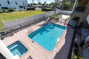 300 Capri Blvd, Treasure Island, FL 33706 - Photo 36