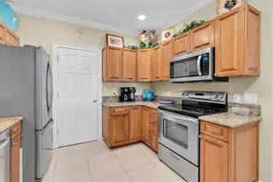300 Capri Blvd, Treasure Island, FL 33706 - Photo 14