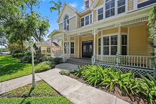 833 Marco Dr NE, Saint Petersburg, FL 33702 - Photo 2