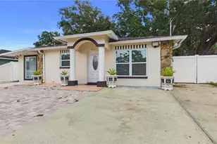 8721 N Orangeview Ave, Tampa, FL 33617 - Photo 4