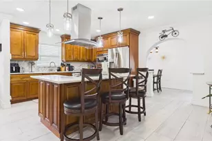 8721 N Orangeview Ave, Tampa, FL 33617 - Photo 20