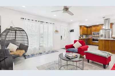 8721 N Orangeview Avenue, Tampa, FL 33617 - Photo 16