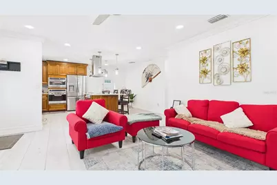 8721 N Orangeview Avenue, Tampa, FL 33617 - Photo 14