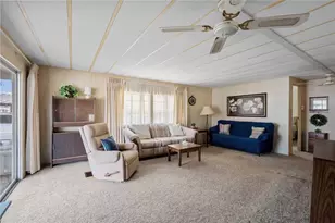 36831 Grace Ave, Zephyrhills, FL 33542 - Photo 4