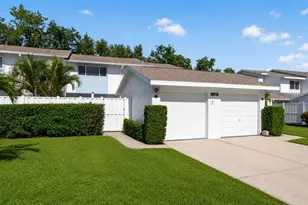 6497 Cape Hatteras Way NE, Saint Petersburg, FL 33702 - Photo 2