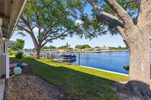 6497 Cape Hatteras Way NE, Saint Petersburg, FL 33702 - Photo 28