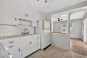 2122 6th Ave N, Saint Petersburg, FL 33713 - Photo 6