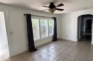 3134 17th St N, Saint Petersburg, FL 33713 - Photo 6