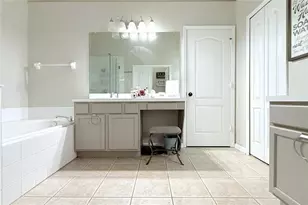 10228 Hunters Haven Blvd, Riverview, FL 33578 - Photo 22