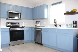 10228 Hunters Haven Blvd, Riverview, FL 33578 - Photo 6