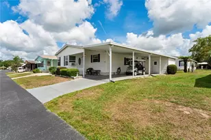 37621 Rosalita Ave, Zephyrhills, FL 33541 - Photo 30