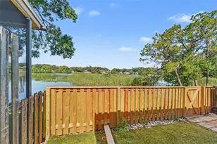 14806 Morning Dr, Lutz, FL 33559 - Photo 28