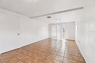 855 E Brandon Blvd, Brandon, FL 33511 - Photo 14