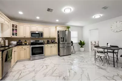 2811 W Ohio Avenue, Tampa, FL 33607 - Photo 2