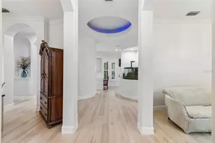 3602 Arlington Oaks Ct, Tampa, FL 33618 - Photo 10