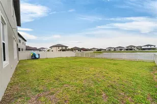 13519 Palmera Vista Dr, Riverview, FL 33579 - Photo 12