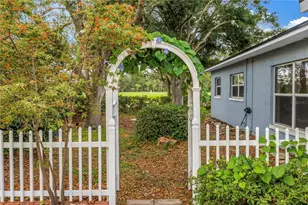 7400 19th Ave N, Saint Petersburg, FL 33710 - Photo 2