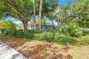 7400 19th Ave N, Saint Petersburg, FL 33710 - Photo 10