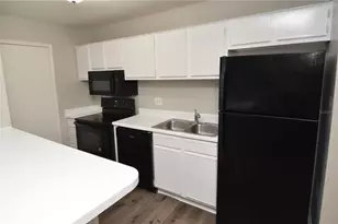 1400 Gandy Blvd N, Saint Petersburg, FL 33702 - Photo 6