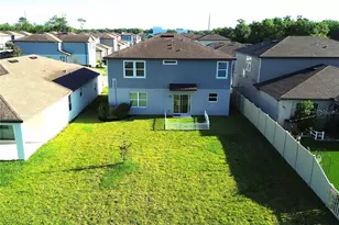 30600 Thunderbird Dr, Wesley Chapel, FL 33545 - Photo 10