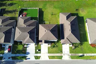 30600 Thunderbird Dr, Wesley Chapel, FL 33545 - Photo 62