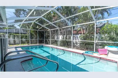 8272 127th Street, Seminole, FL 33776 - Photo 36