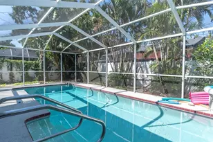 8272 127th St, Seminole, FL 33776 - Photo 36