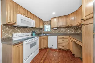 414 Tampa Rd, Palm Harbor, FL 34683 - Photo 6