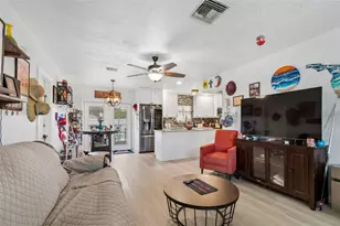 1182 Friar Tuck Ln, Dunedin, FL 34698 - Photo 8