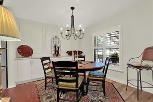 6625 Baybrooks Cir, Tampa, FL 33617 - Photo 10