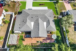 6625 Baybrooks Cir, Tampa, FL 33617 - Photo 50
